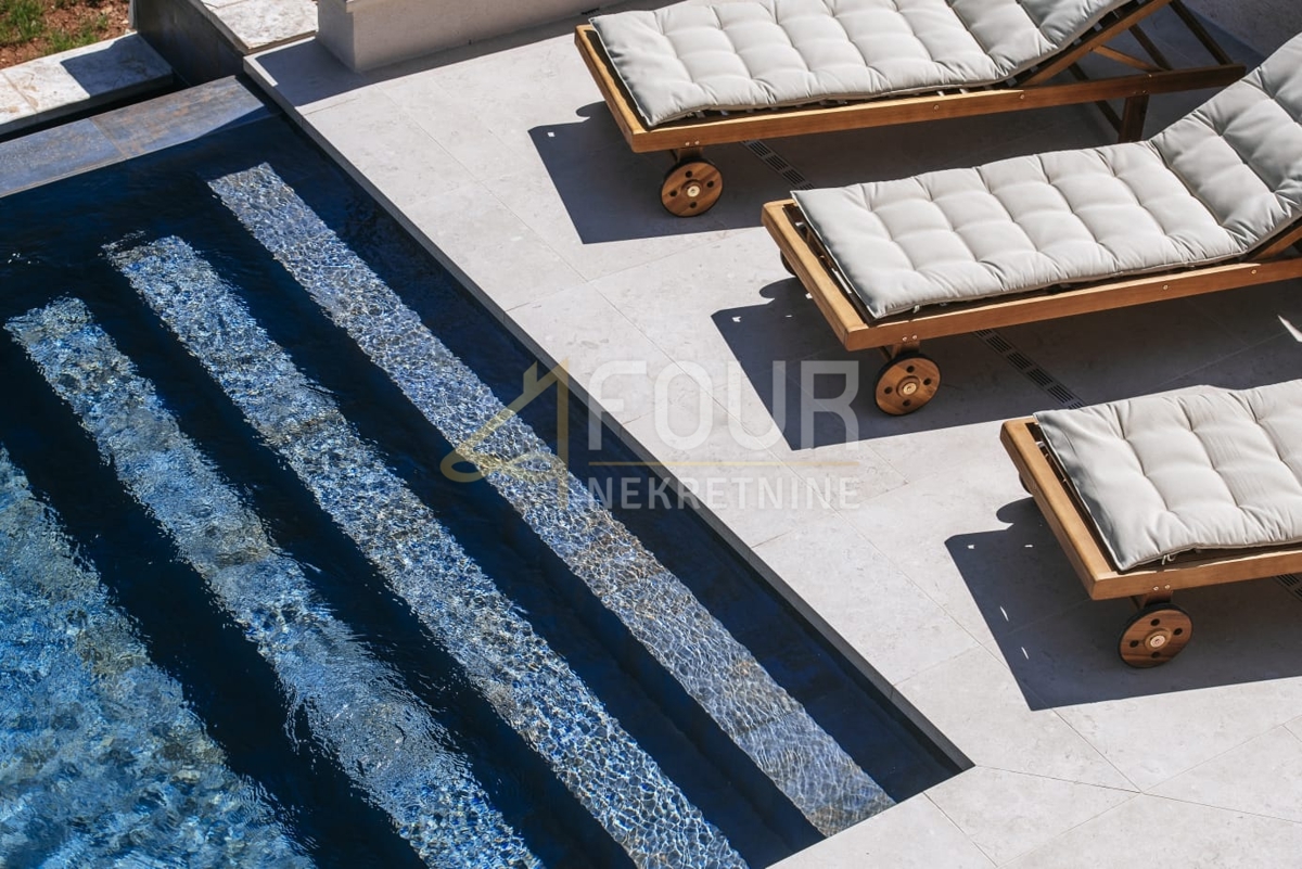 Mali Iž, Zadar - Okolica, 294m2