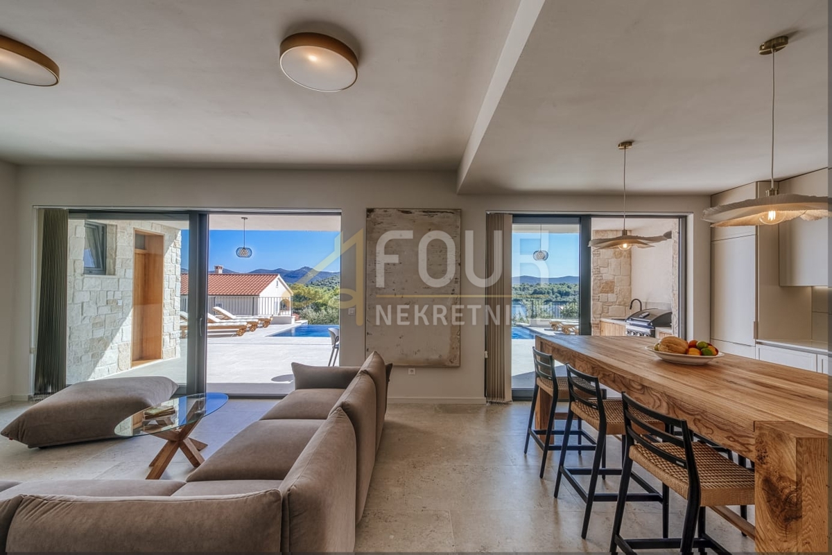 Mali Iž, Zadar - Okolica, 294m2