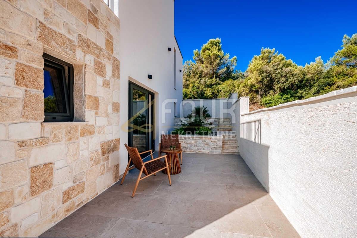 Mali Iž, Zadar - Okolica, 294m2