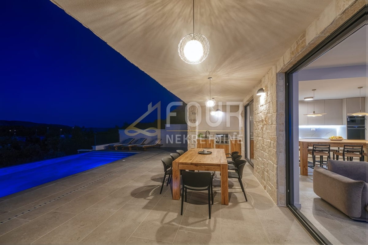 Mali Iž, Zadar - Okolica, 294m2