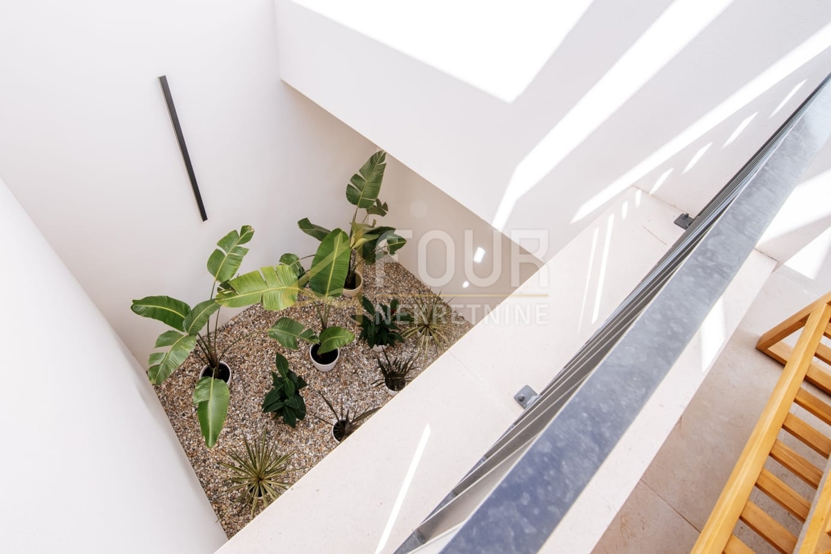 Mali Iž, Zadar - Okolica, 294m2