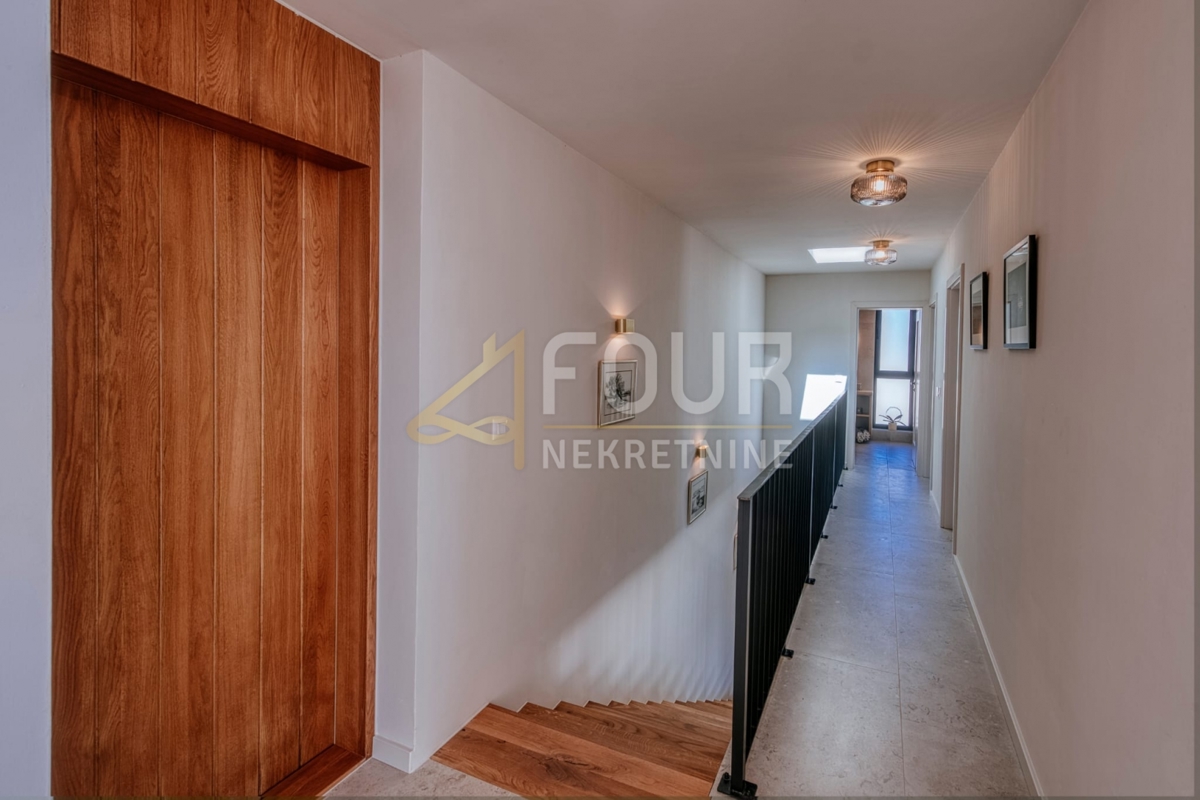 Mali Iž, Zadar - Okolica, 294m2