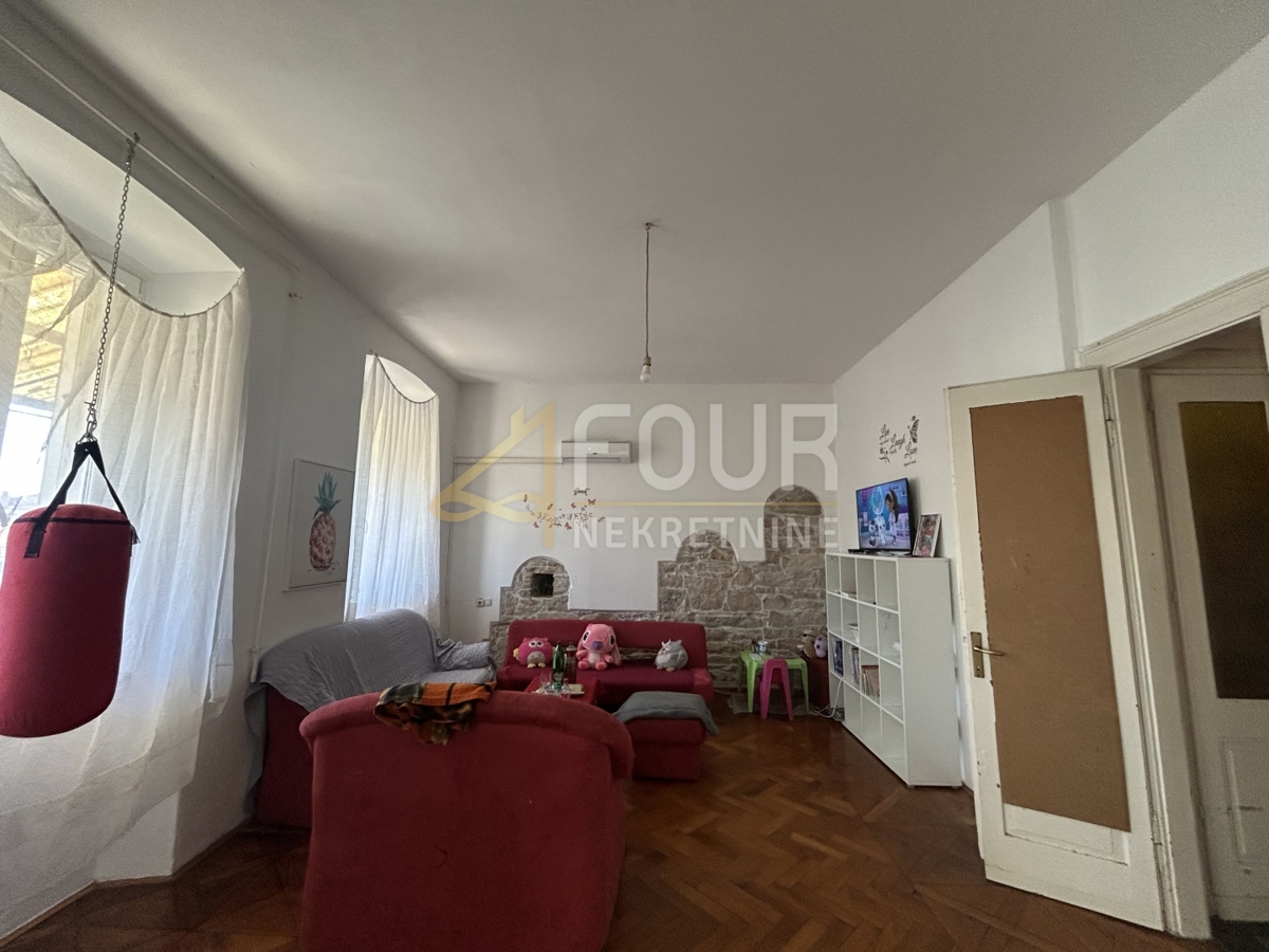 Centar, Pula, 114,50m2