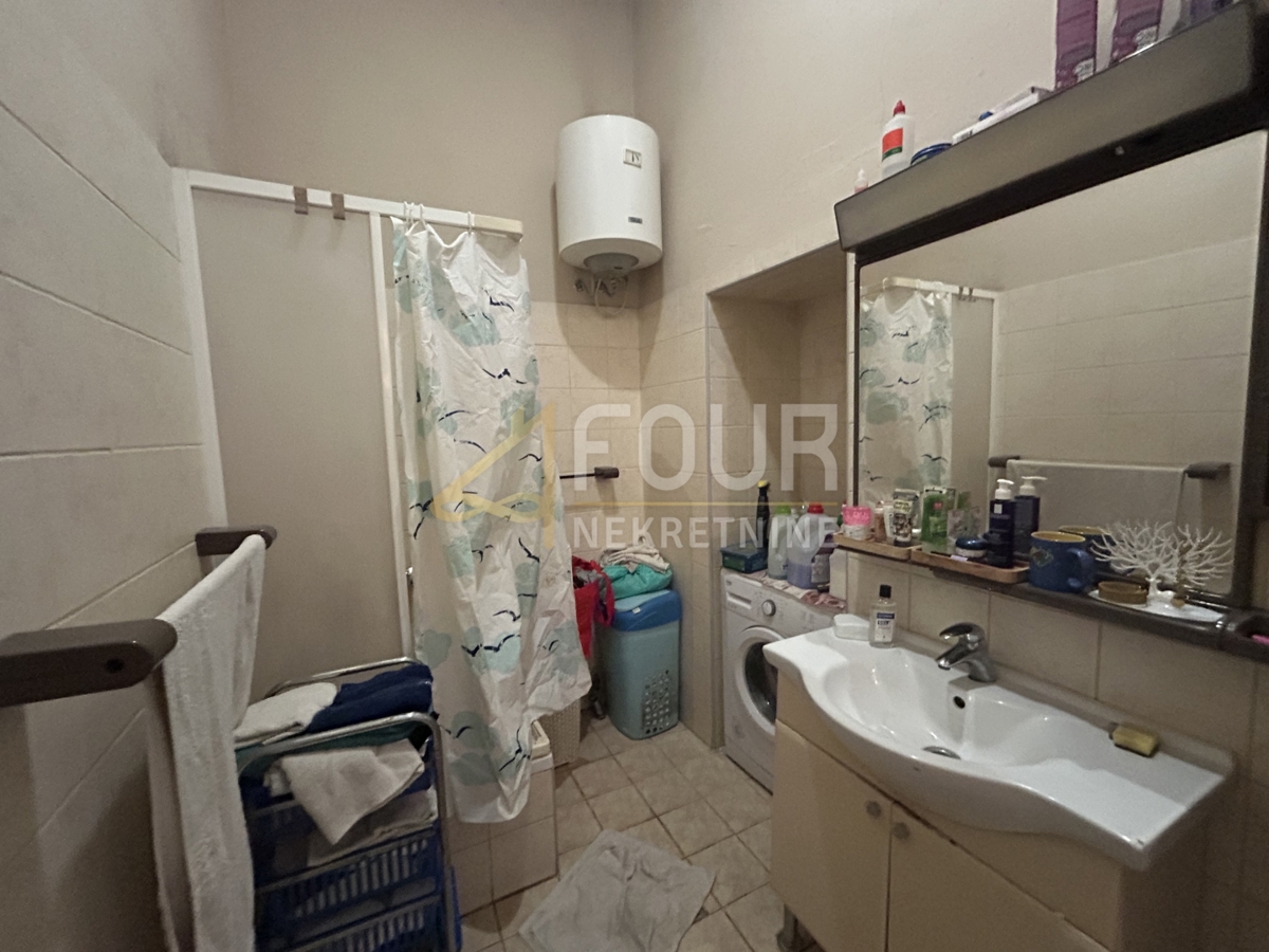 Centar, Pula, 114,50m2