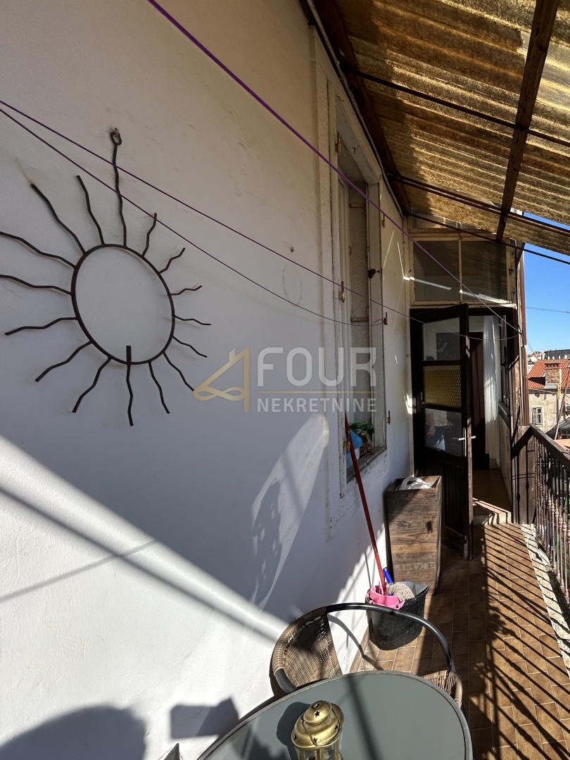 Centar, Pula, 114,50m2