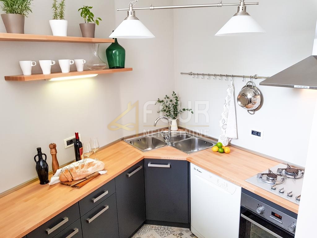 Opatija - Centar, Opatija, 205,46m2