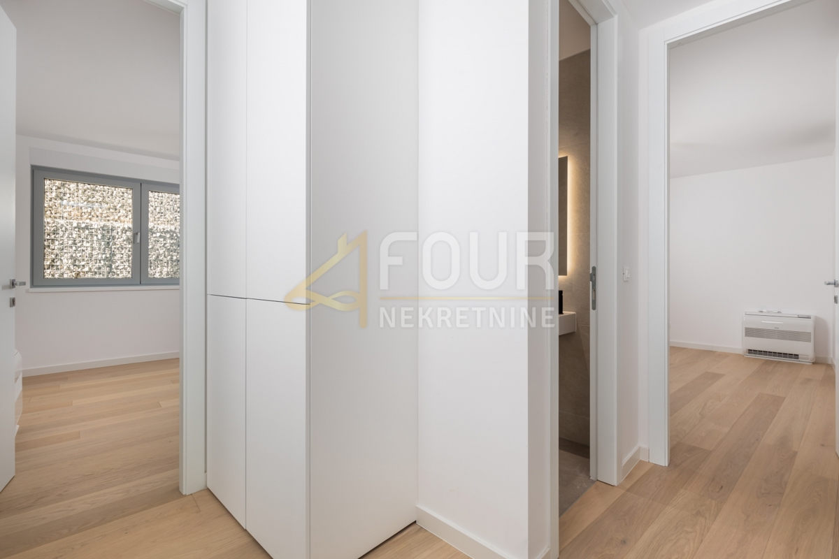 Opatija - Centar, Opatija, 97,67m2