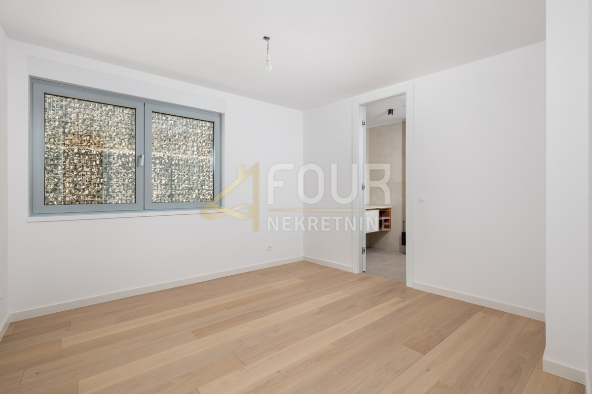 Opatija - Centar, Opatija, 97,67m2