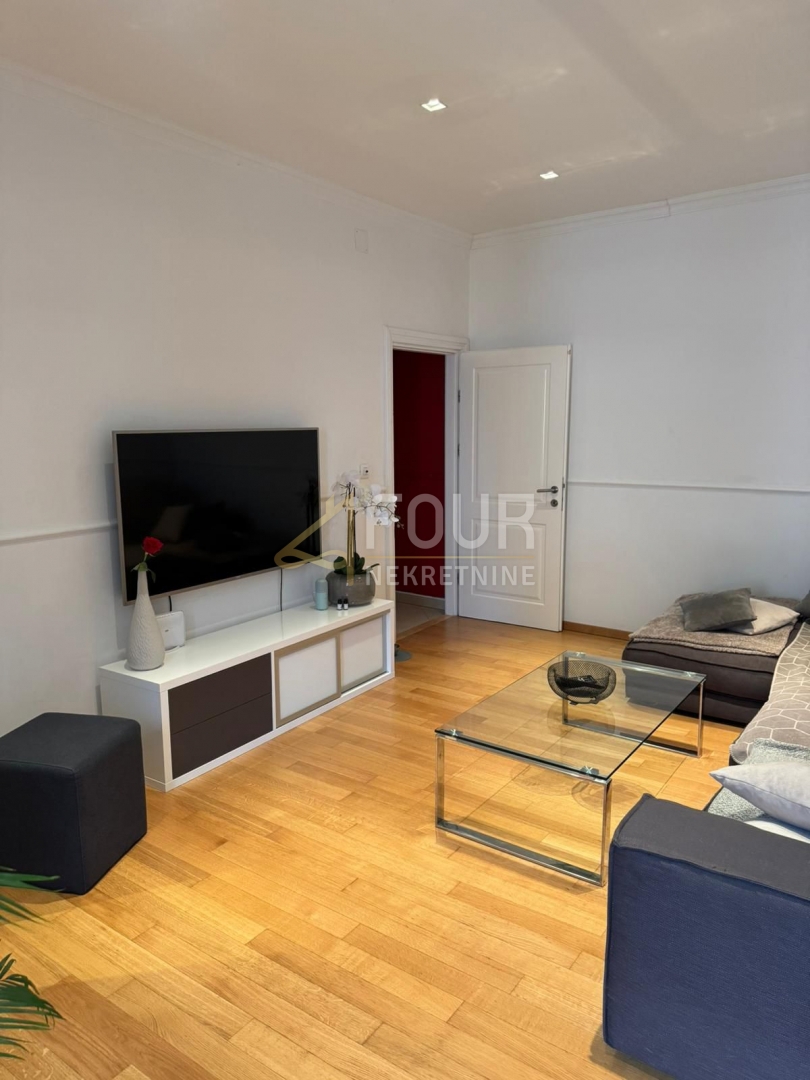 Centar, Rijeka, 77,64m2