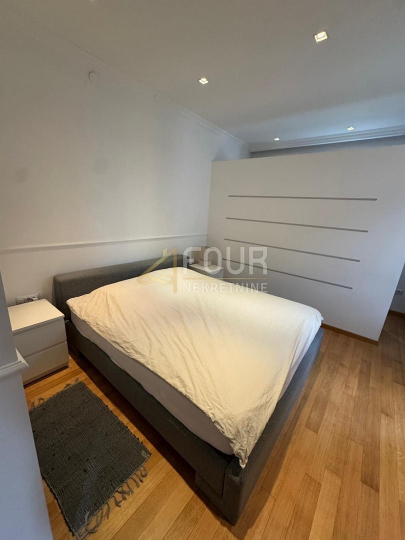 Centar, Rijeka, 77,64m2