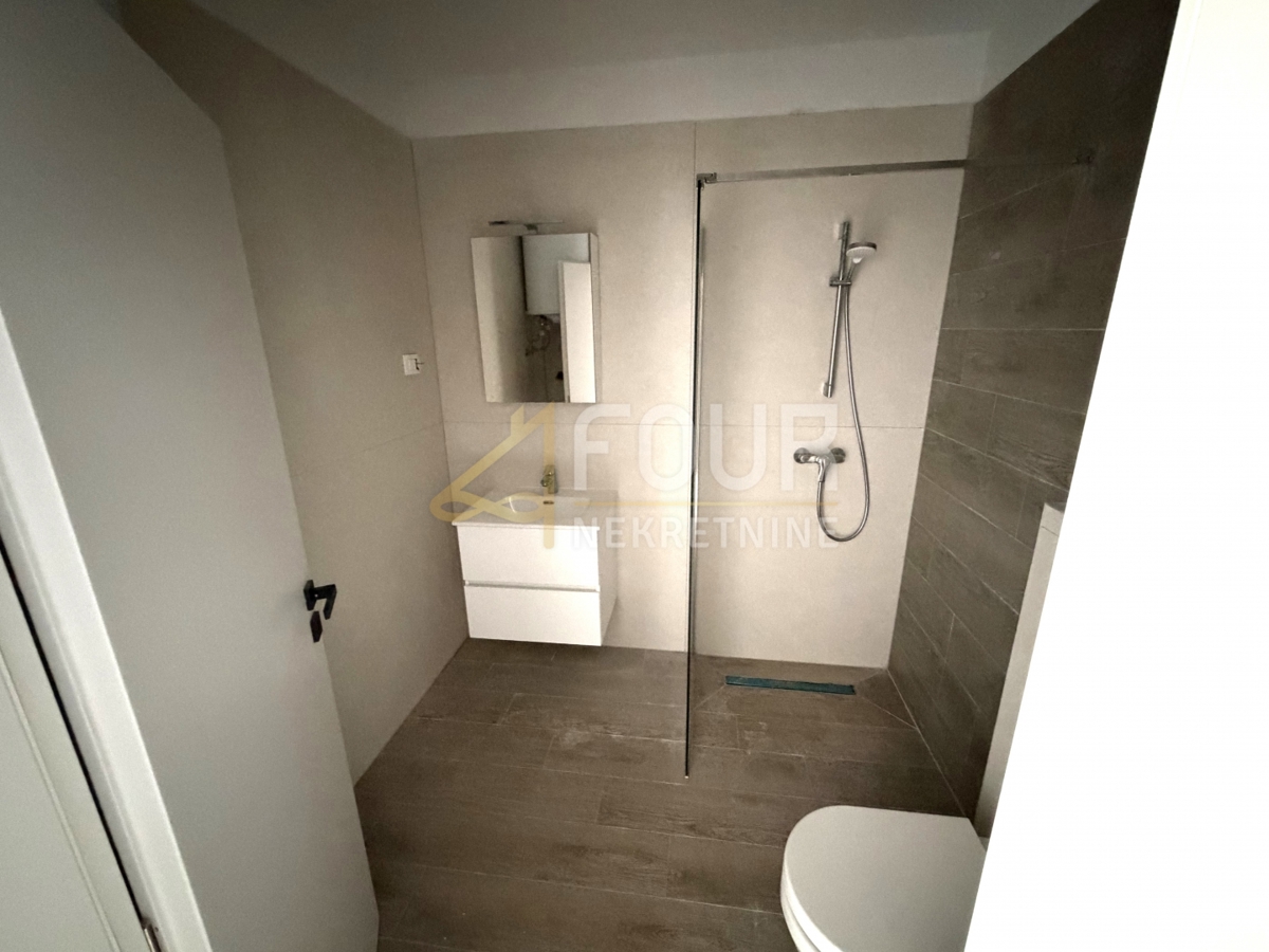 Istria, Pola, 2s+db, 51,50m2, loggia