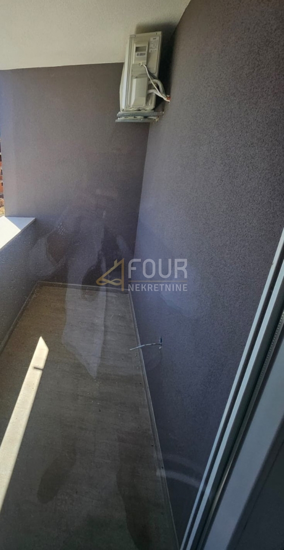 Istria, Pola, 2s+db, 51,50m2, loggia