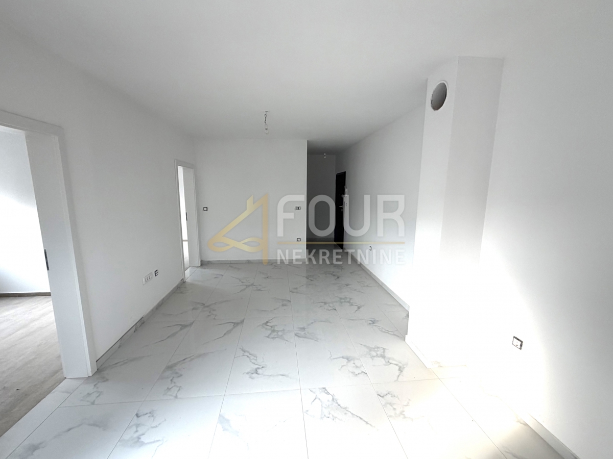 Istria, Pola, 2s+db, 51,50m2, loggia