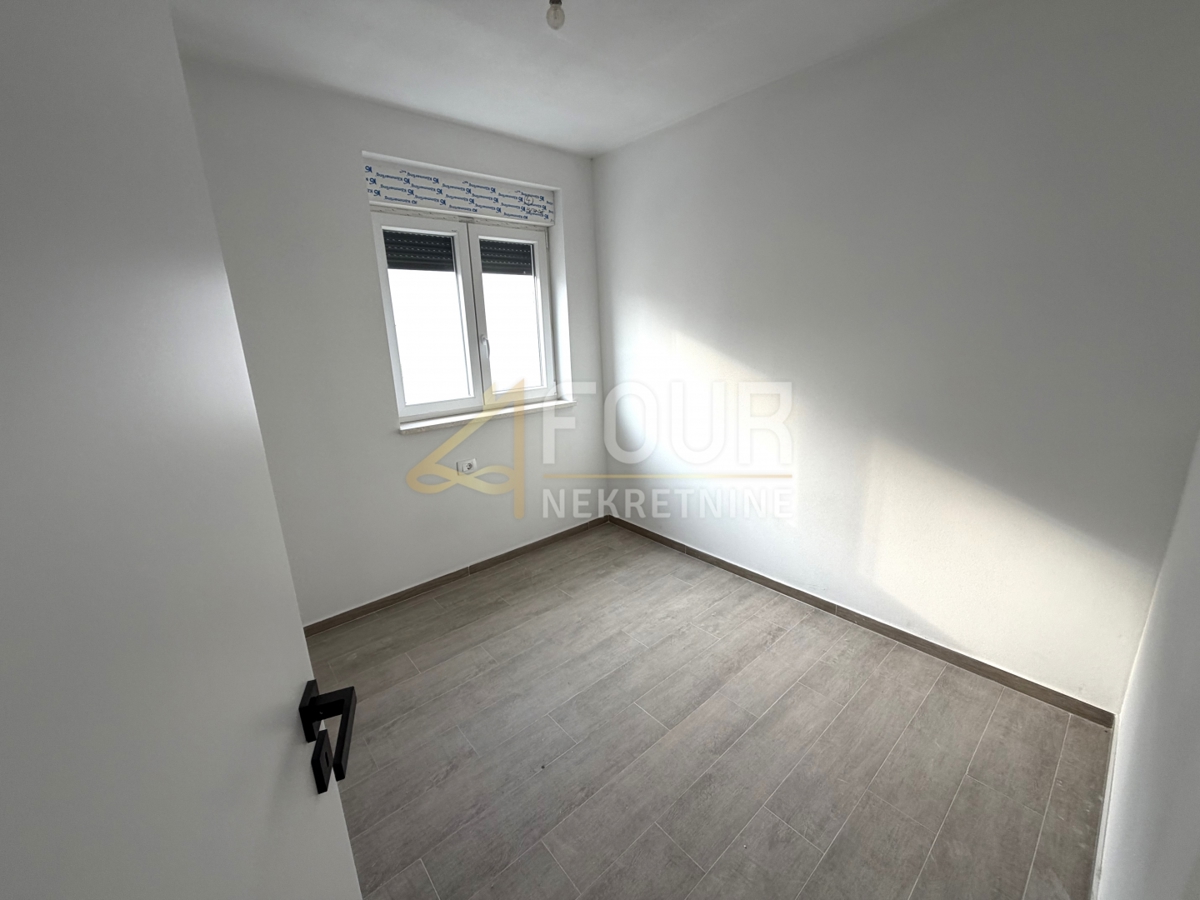 Istria, Pola, 2s+db, 51,50m2, loggia