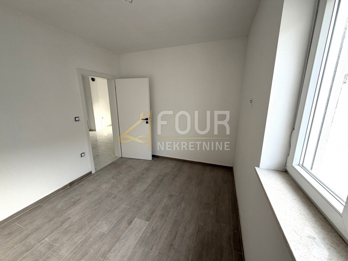 Istria, Pola, 2s+db, 51,50m2, loggia