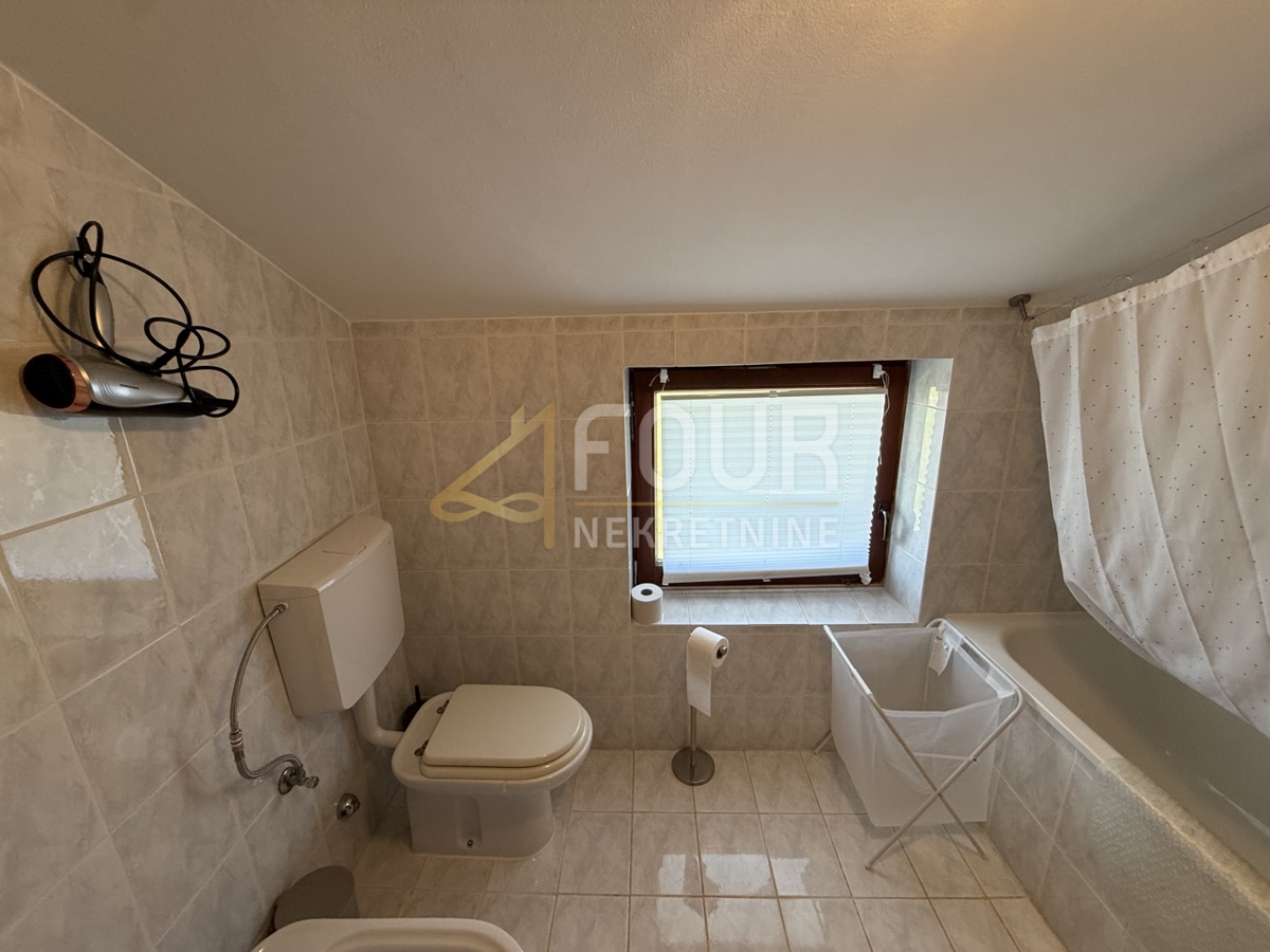 Istria, Marčana - zona circostante, casa indipendente con grande cortile