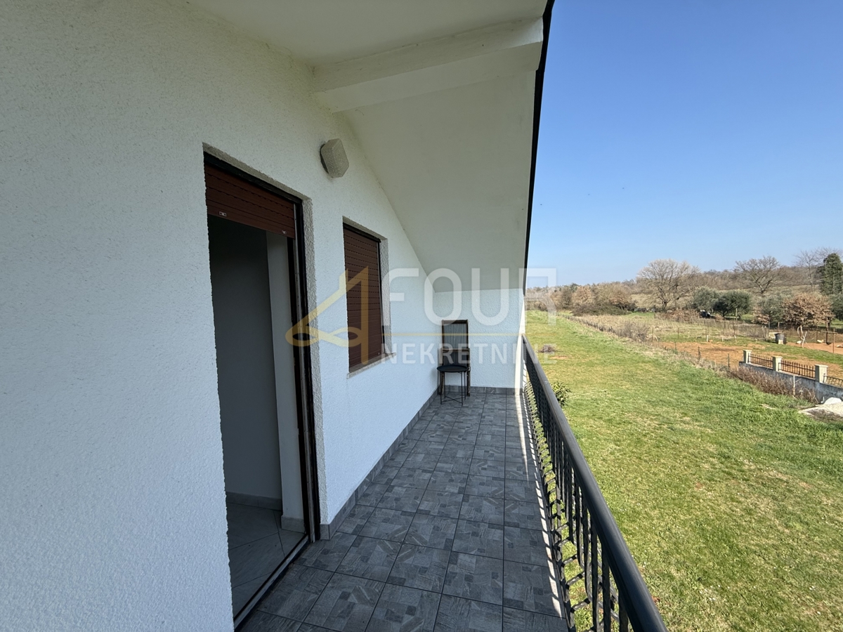 Istria, Marčana - zona circostante, casa indipendente con grande cortile