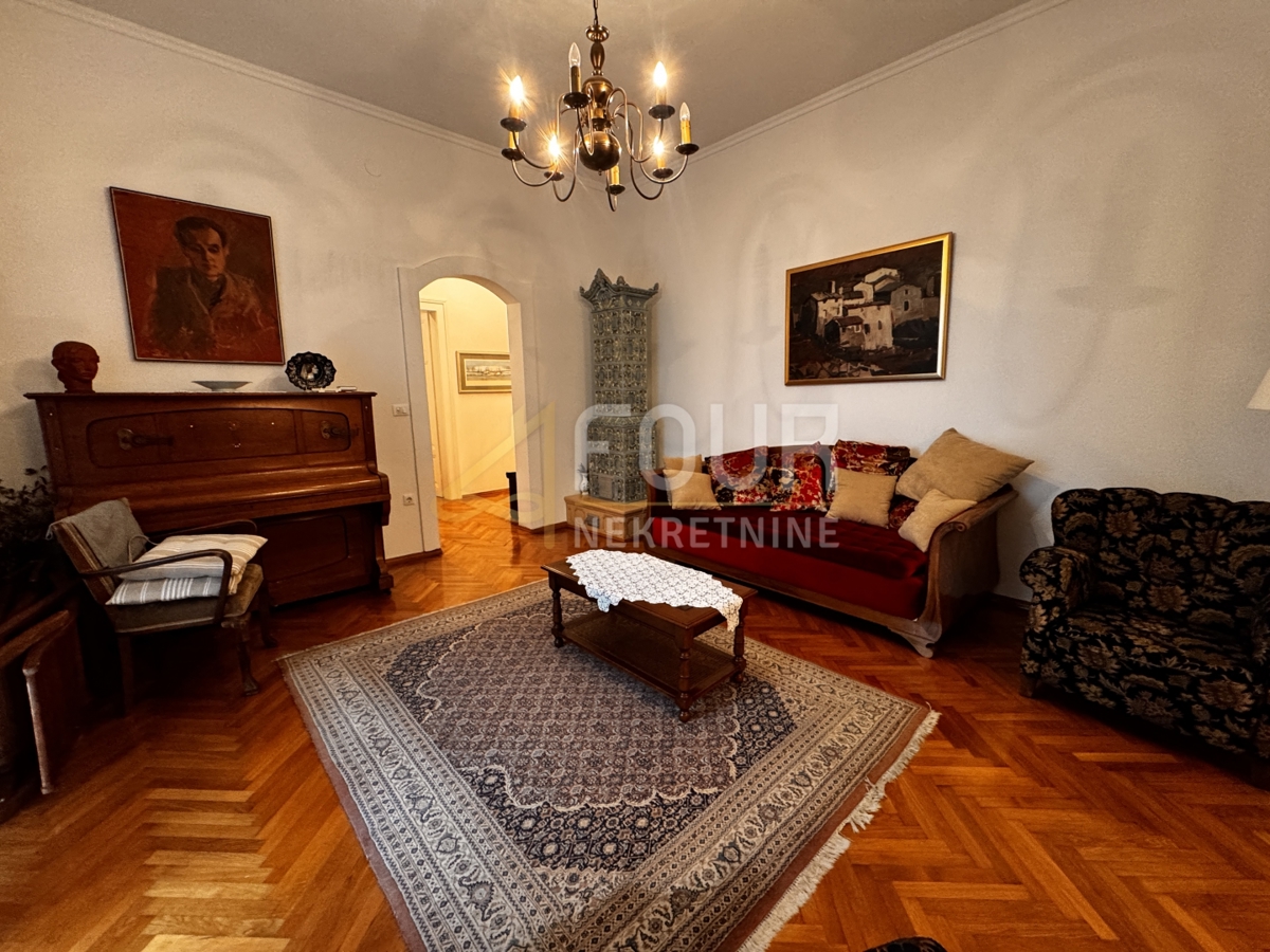 Opatija - Centar, Opatija