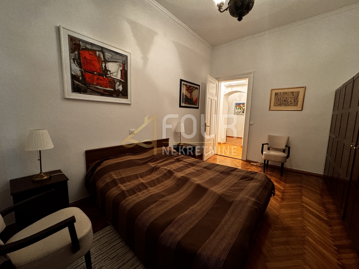 Opatija - Centar, Opatija