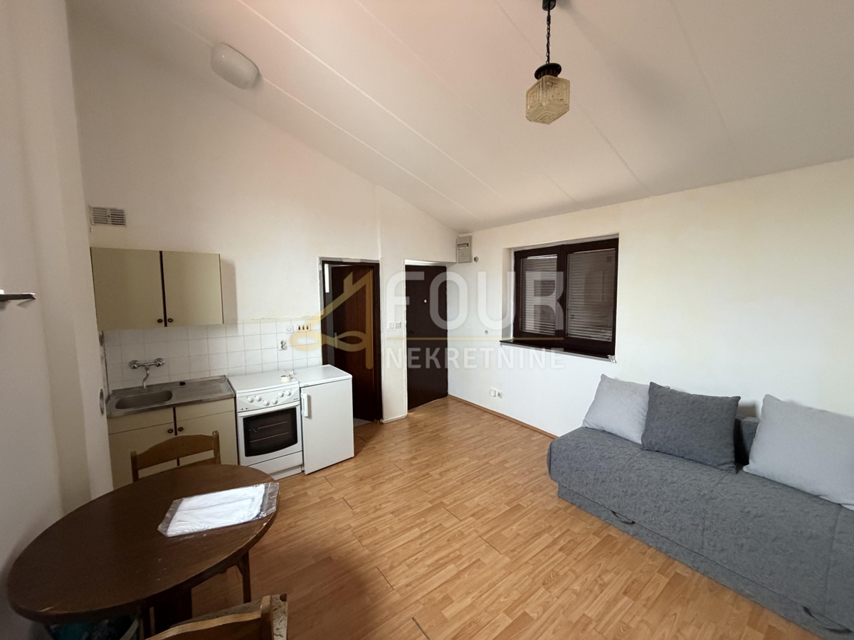 Istria, Barbariga, monolocale, 21m2, terrazza