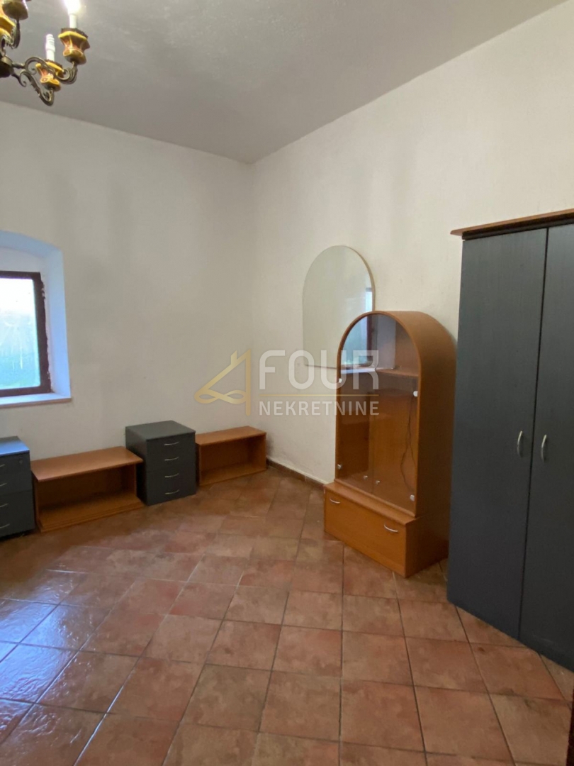 Istria, Parenzo, San Lorenzo, casa con piscina