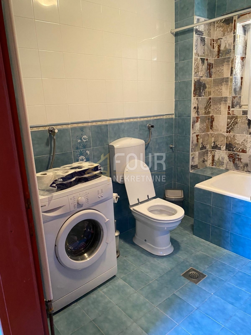 Istria, Parenzo, San Lorenzo, casa con piscina