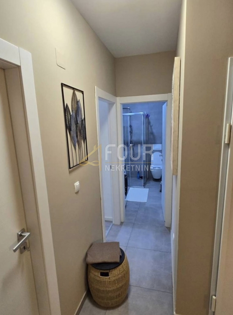 Saršoni, 2s+db, giardino 33m2 e posto auto