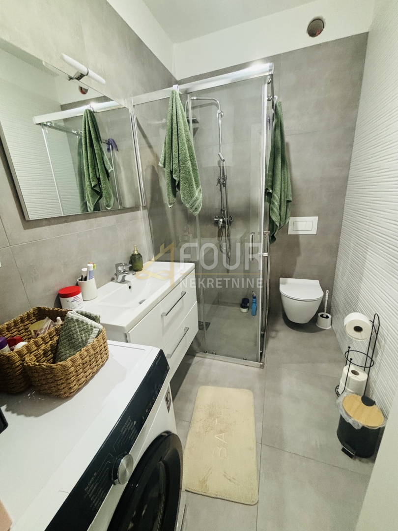 Saršoni, 2s+db, giardino 33m2 e posto auto