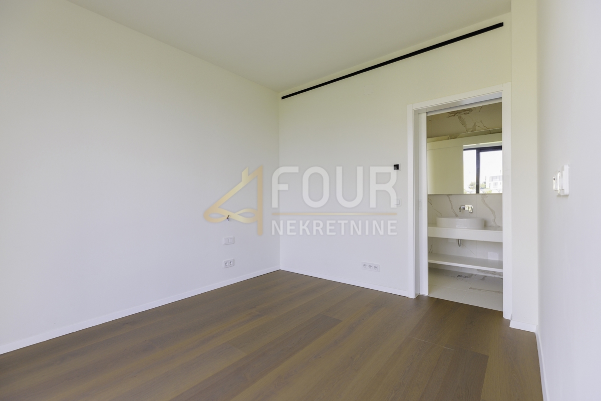 Istria, Umago - zona circostante, appartamento - resort di lusso, prima fila sul mare