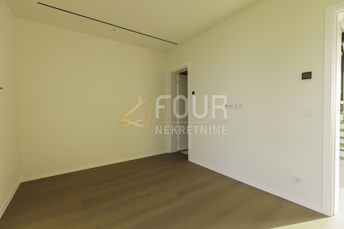 Istria, Umago - zona circostante, appartamento - resort di lusso, prima fila sul mare