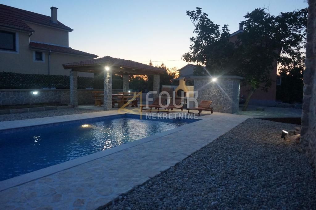 Malinska, Malinska-Dubašnica, 150m2