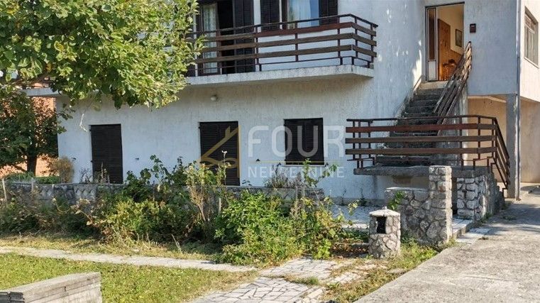 Podhum, Jelenje, 200m2