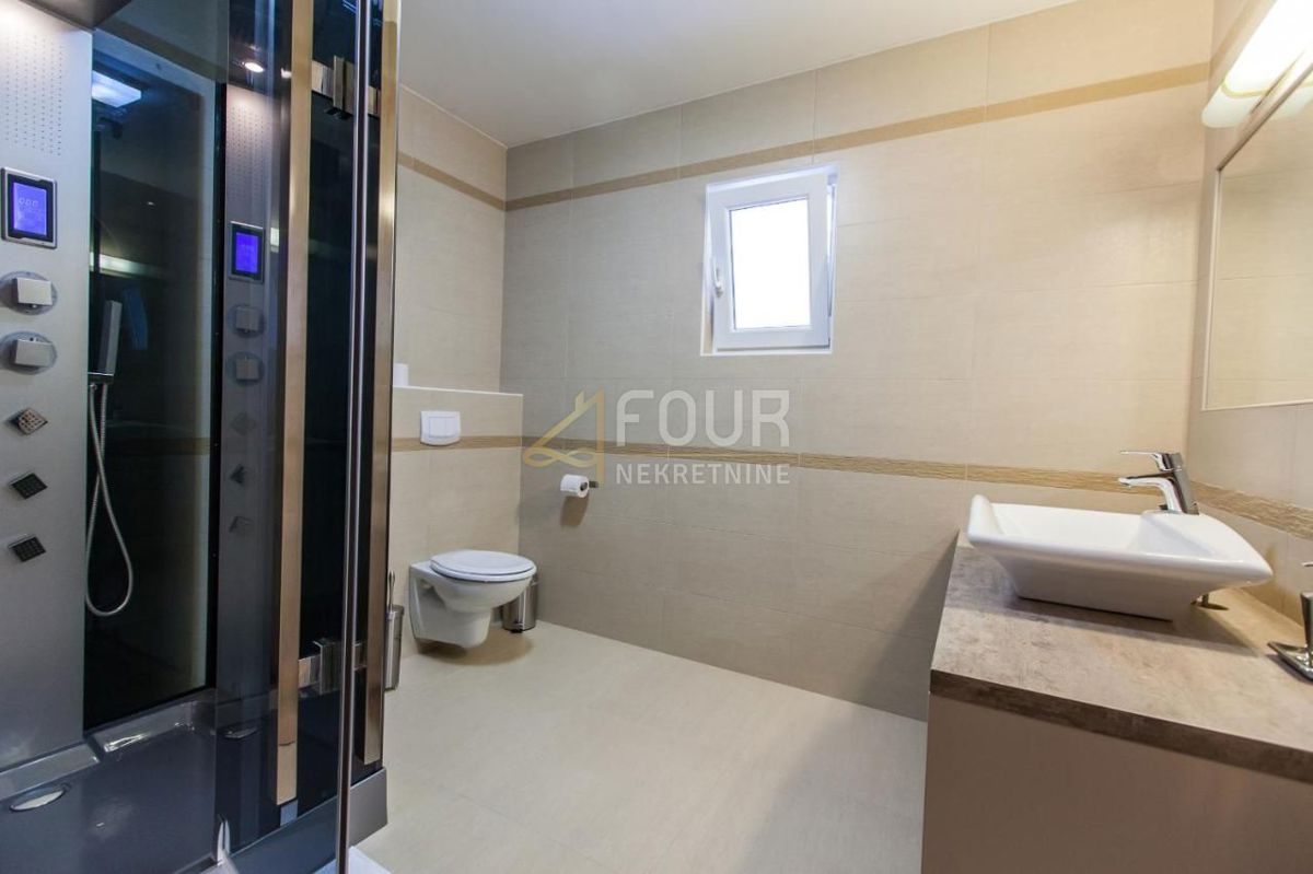 Stara Baška, Punat, 110m2