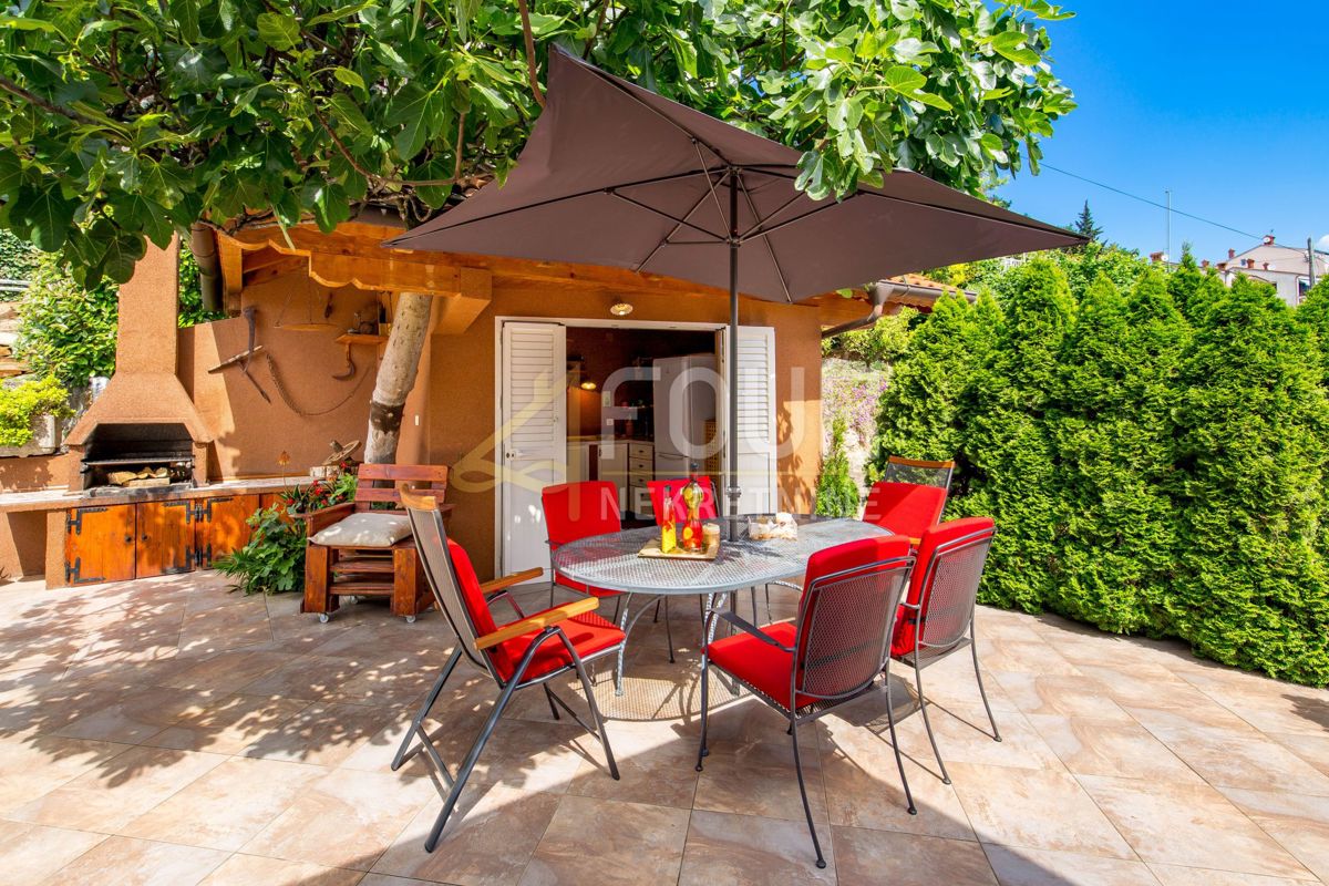 Opatija - Centar, Opatija, 202m2