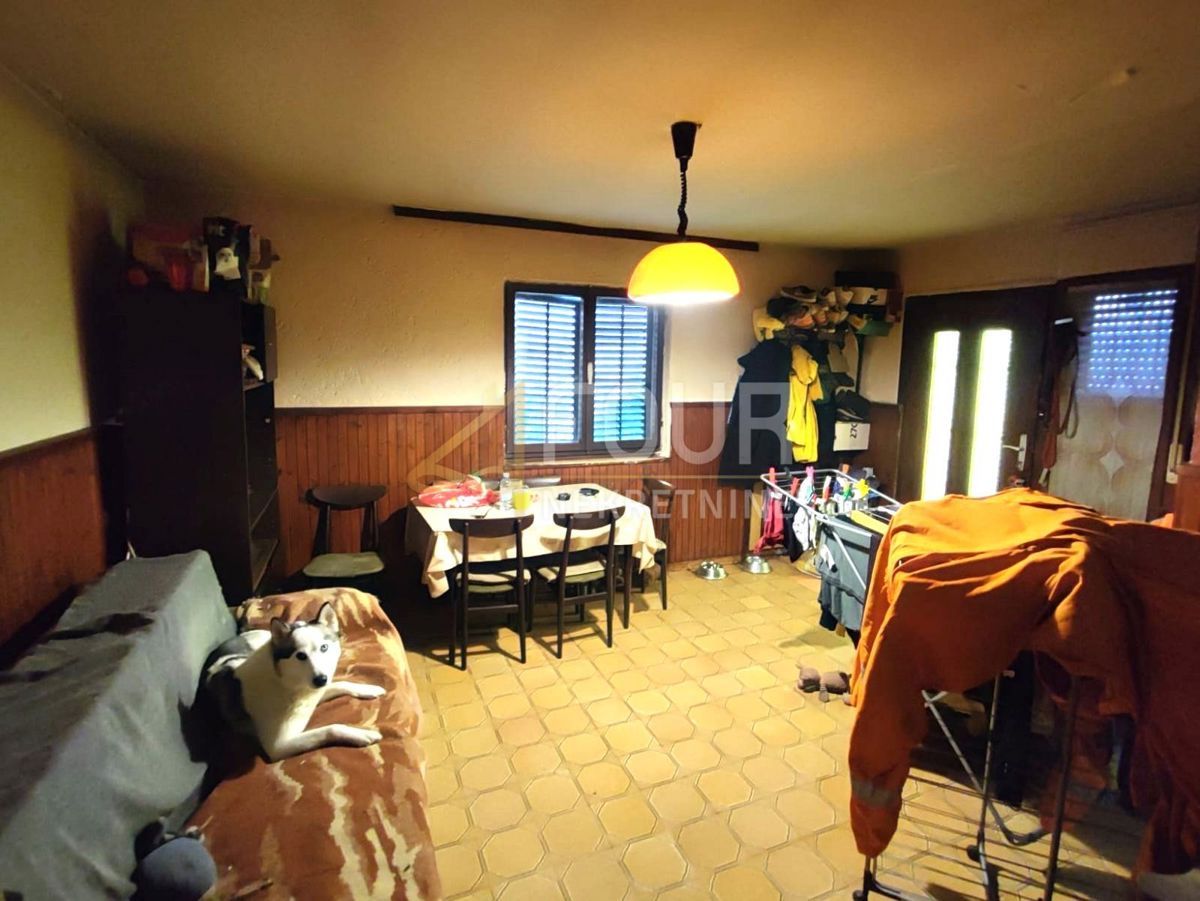 Boljun, Lupoglav, 87m2