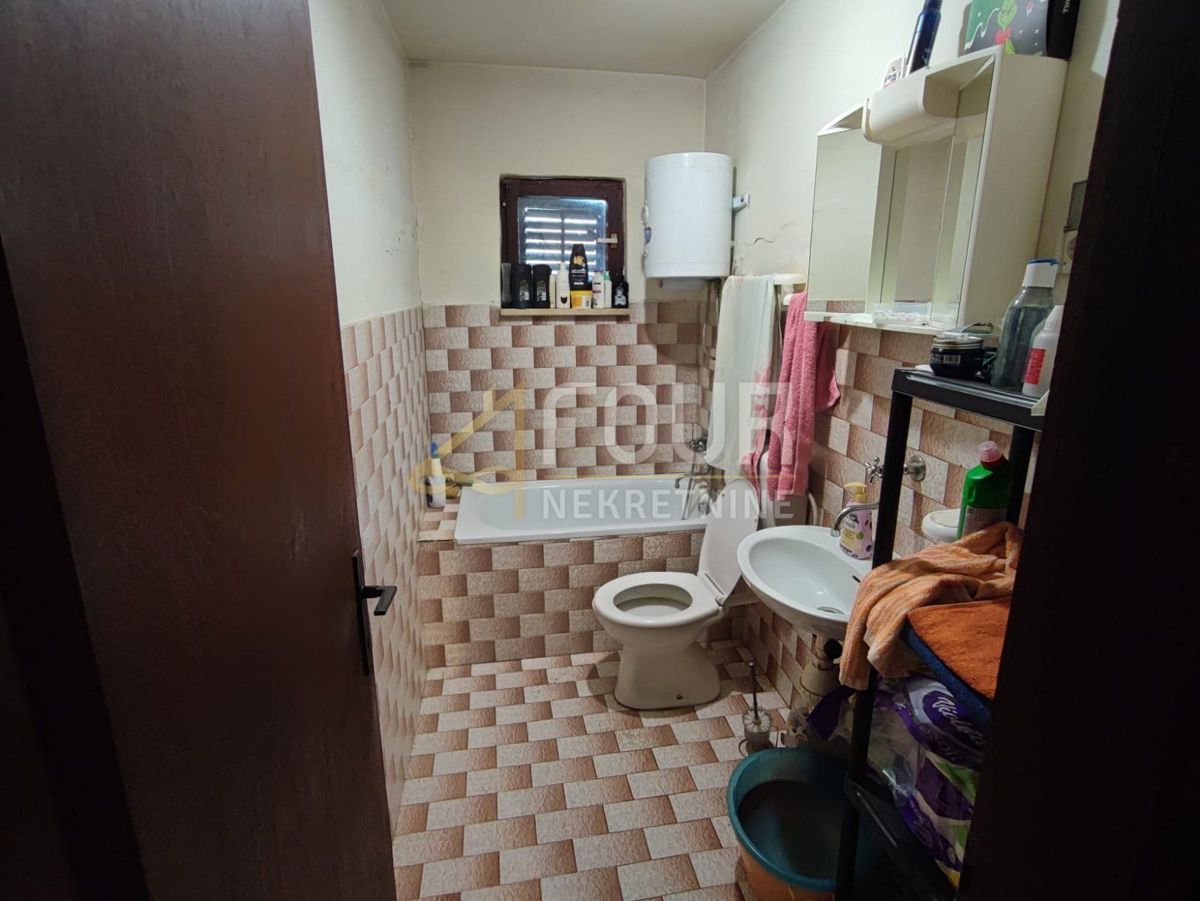 Boljun, Lupoglav, 87m2