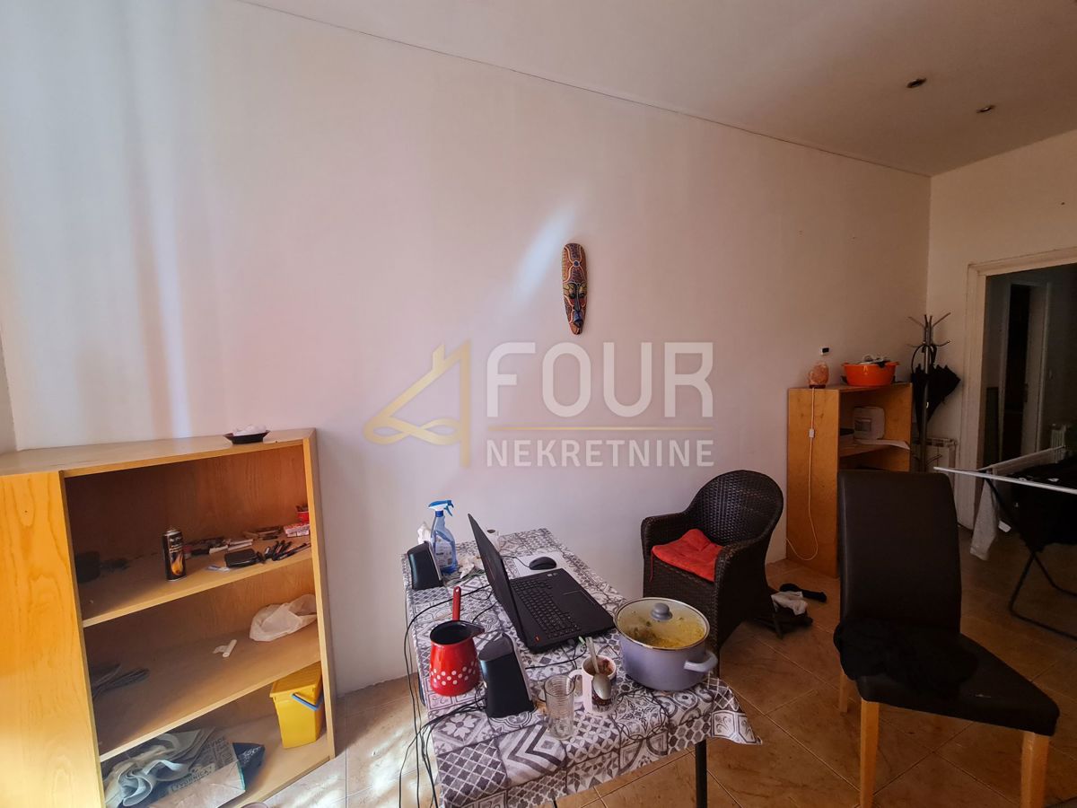 Centar, Rijeka, 72,10m2