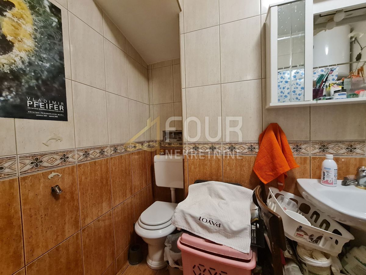 Centar, Rijeka, 72,10m2