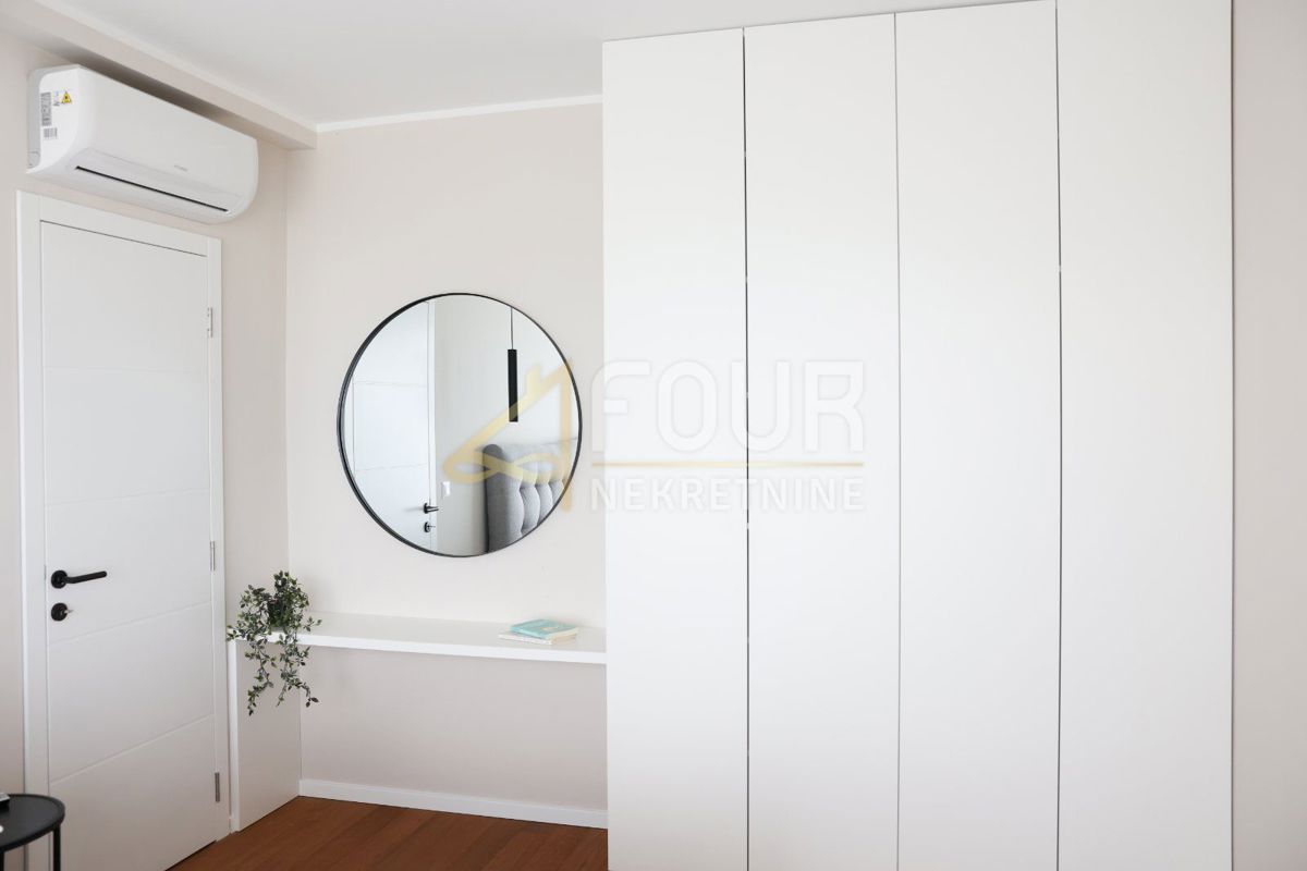 Šmrika, Kraljevica, 145m2