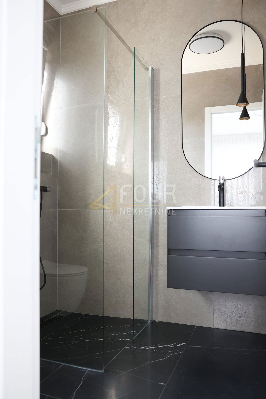 Šmrika, Kraljevica, 145m2