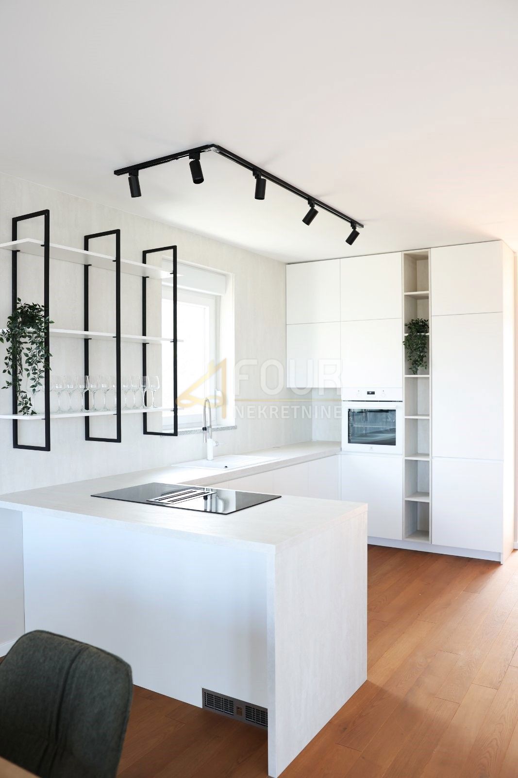 Šmrika, Kraljevica, 145m2