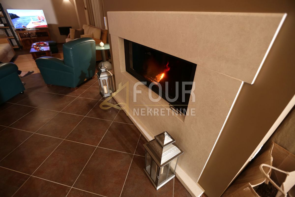 Svetvinčenat, 302,77m2