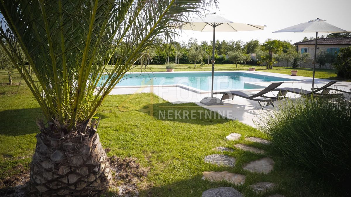 Svetvinčenat, 302,77m2