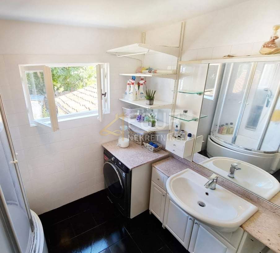 Nedešćina, Sveta Nedelja, 110m2