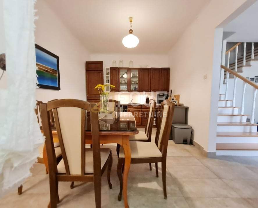 Nedešćina, Sveta Nedelja, 110m2