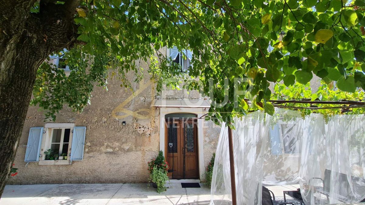 Nedešćina, Sveta Nedelja, 110m2