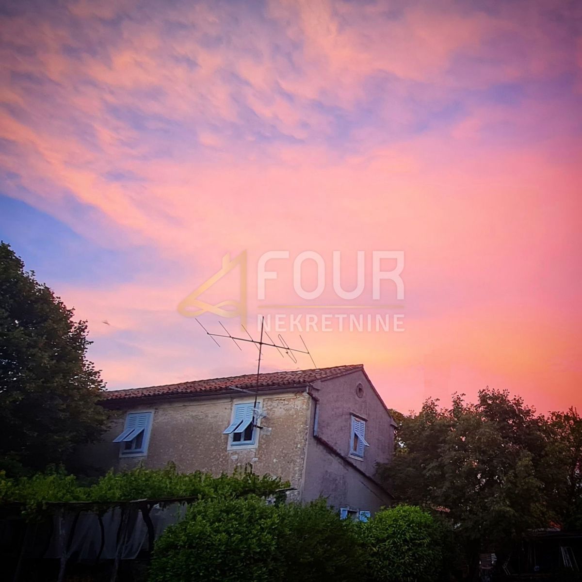 Nedešćina, Sveta Nedelja, 110m2