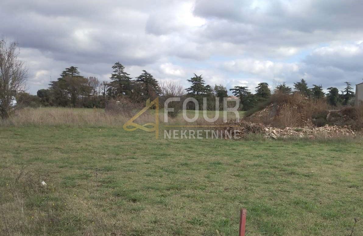 Štinjan, Pula, 637m2