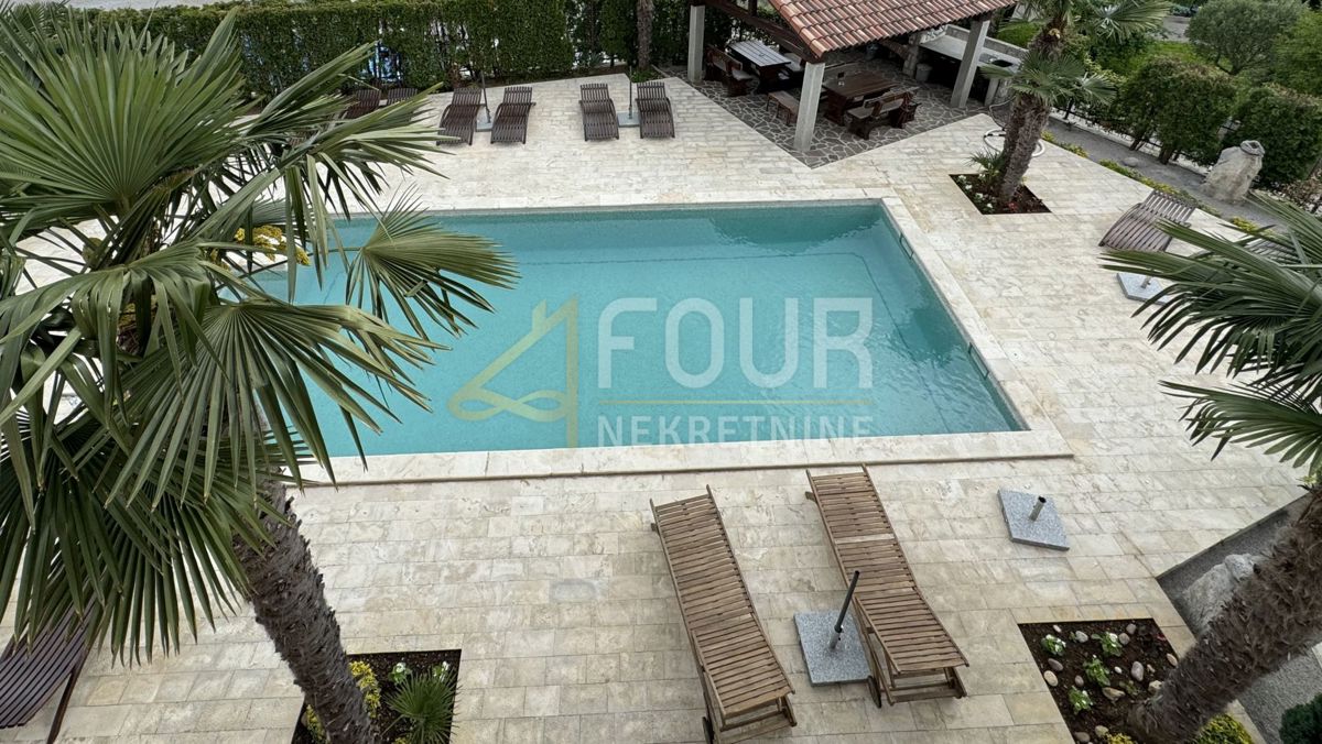 Opatija - Centar, Opatija, 465m2