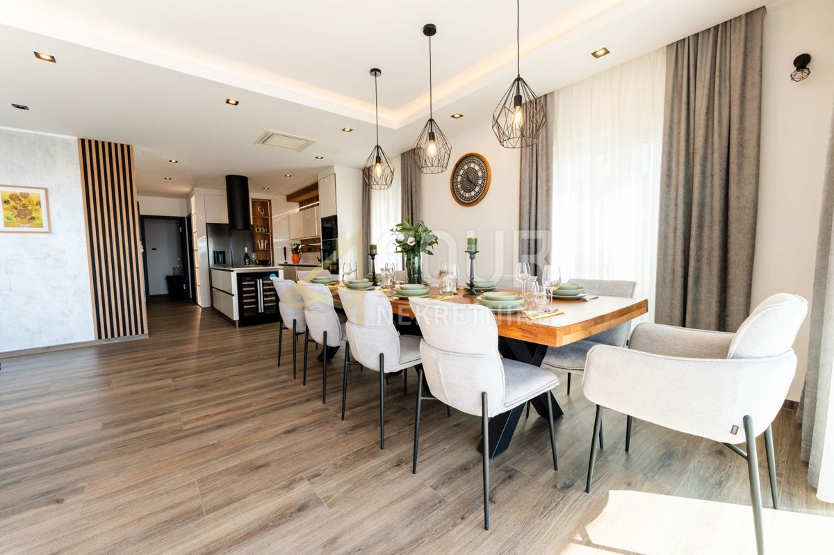 Novi Vinodolski, 391,72m2